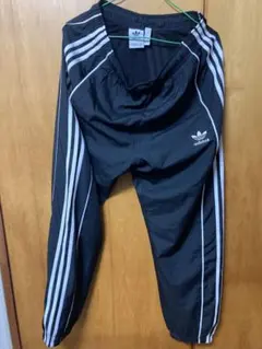 アディダスオリジナルス　ナイロンパンツ　(L)