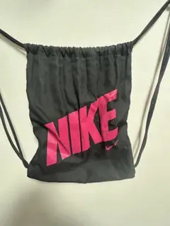 NIKE ドローストリングバッグ 黒/ピンク