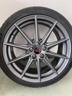 BRZ 純正18インチホイール タイヤセット④のサムネイル