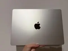 Apple MacBook Air M2 13.6インチ