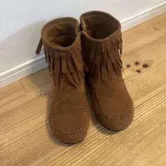ブラウン フリンジ付きブーツ