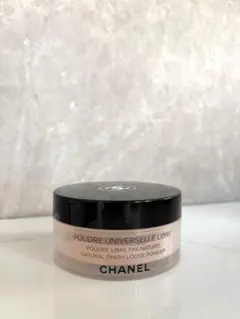 CHANEL POUDRE UNIVERSELLE LIBRE 47番のサムネイル