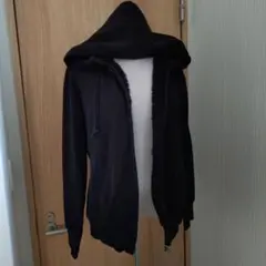 レディーストップスユニクロ裏起毛パーカーカー黒LMブラック