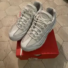 Nike Air Max 95 ホワイト スニーカー