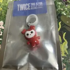 TWICE 韓国 POPUP めじるしチャーム チェヨンのサムネイル