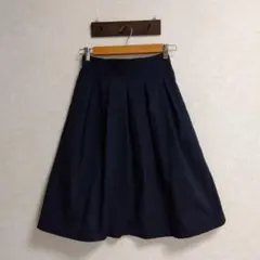 ユニクロ ハイウエスト ドライストレッチ タックスカート ネイビーS
