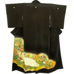 A-42 着物 黒留袖 五つ紋 絹 菊 孔雀文様 身丈145cm 和装