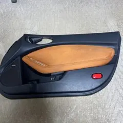 タ*シ様 30、31セルシオ後期型リア左側ドアトリム(欠品あり) - メルカリ