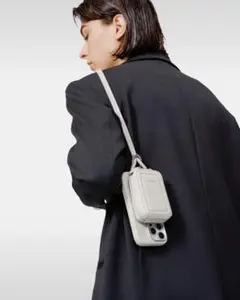 【新品】objects.io ホワイトショルダーストラップ