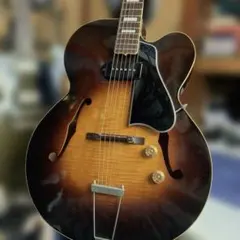 KING SNEKE GUITAR One Bone フルアコのサムネイル