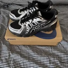 asics gelkayano12.1のサムネイル