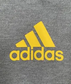 【未使用】adidas／パーカー／Sサイズ／グレー