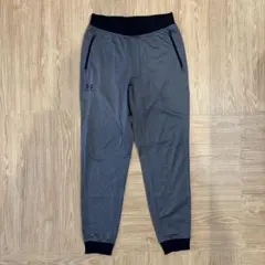 UNDER ARMOUR ジョガーパンツ