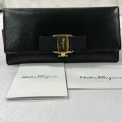 未使用に近い】Ferragamo フラップ スナップ ガンチーニ バイカラー 