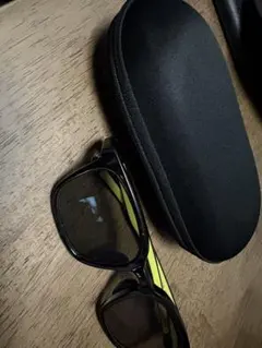 k*n様 Eyevol 偏光レンズサングラス ブラック イエロー即日発送のサムネイル