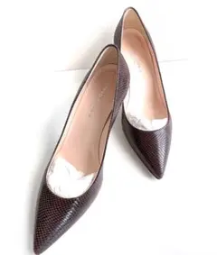 Item thumbnail for item c6cfb27d-d583-4e90-9c0b-88c0adb2a90b