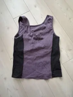 カップ付きタンクトップ