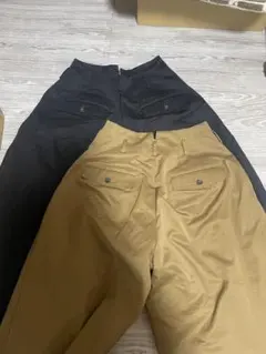 GU and beautiful people タックワイドパンツ2色セット