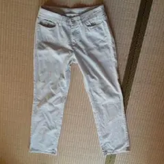 ユニクロ　コーデュロイパンツ　オフホワイト