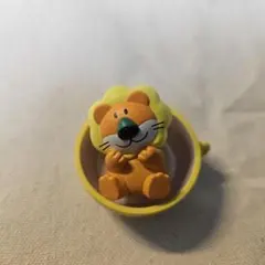 たべっ子どうぶつ　ティータイムパーティー　フィギュア　らいおんくん　ガチャ