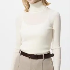 ユニクロ メリノリブタートルネックセーター