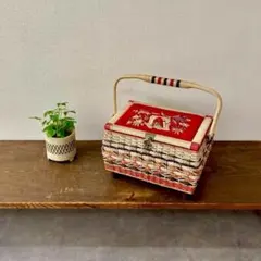 ヴィンテージ 花刺繍 バスケット型 ソーイングボックス 裁縫箱 昭和 레트로