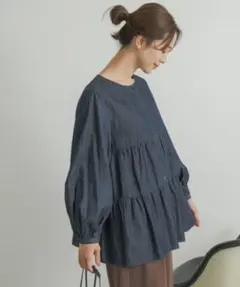 未使用品　アーバンリサーチドアーズ　デニムティアードブラウス