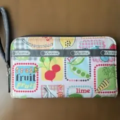 アロハ様専用LeSportsac 長財布 フルーツ ベジタブル柄 ストラップ付のサムネイル