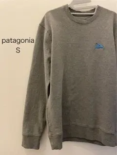 patagonia トレーナー