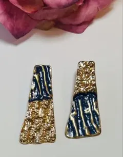 Item thumbnail for item 43976cbe-5552-46c3-943a-dadadb5e4ff1