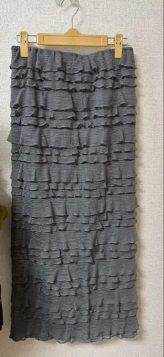 チビフリルタイトスカート（フリル付きグレーロングスカート Fサイズ）