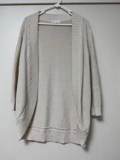 【組曲】 ベージュ 長袖カーディガン