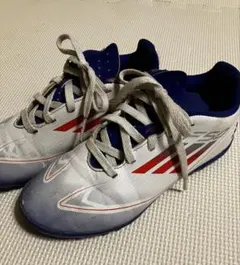 サッカートレーニングシューズ　19cm