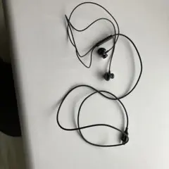 ブラック有線イヤホン インイヤー型　Lightning