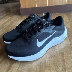 【未使用】NIKE AIR WINFLO 10 ブラック/ホワイト