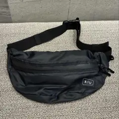 KiU ボディバッグ ウエストポーチ ブラック
