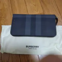 BURBERRY 長財布 ラウンドファスナー ブラック新品未使用のサムネイル