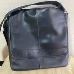 COACH ブラックレザー ショルダーバッグ