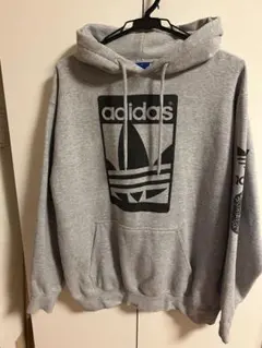 adidas メンズプルオーバーパーカー グレー