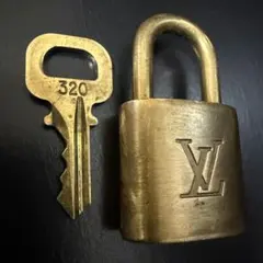 LOUIS VUITTON ルイヴィトン カデナ 南京錠 鍵付き No.320のサムネイル