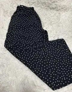 美品　GU ドット柄ガウチョパンツ　ワイドパンツ　M