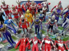 ウルトラマン」ハイパーヒーローコレクションボックス・ウルトラマン