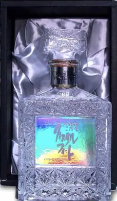至高の逸品 クリスタルフィート 本格むぎ焼酎 二階堂 - メルカリ