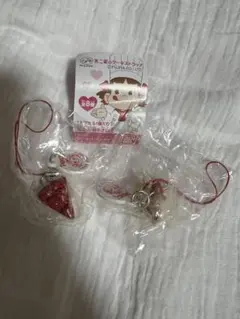 不二家のケーキストラップ　2個セット　　ペコちゃん