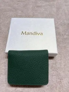 グリーンレザー二つ折り財 薄型 コンパクト 小銭入れ スキミング防止