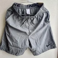 NIKE ナイキ ショートパンツ メンズ M グレー 新品のサムネイル