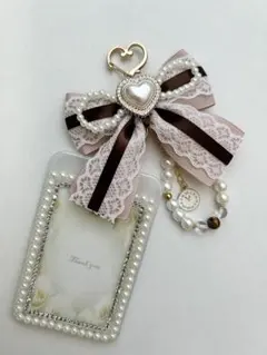 Item thumbnail for item 78809c74-6c67-4b5d-bb75-3de5ecc8d33f