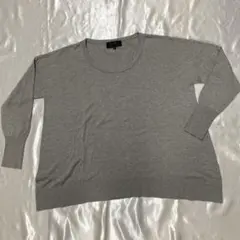 UNTITLED グレー 長袖ニット 2サイズ