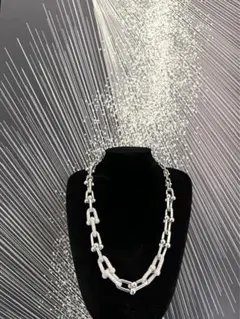 売れ筋ランキングNo1 圧倒的存在感がある高級品 ハードウェア ネックレス