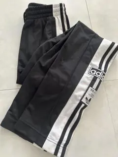 adidas original サイドスナップラインパンツ